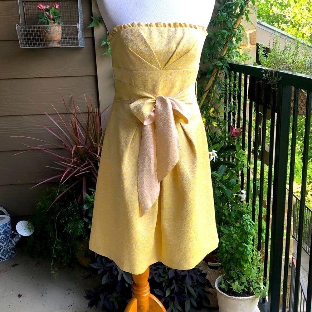 Kay Ungergorgeous Pale Yellow Midi Cocktaildress